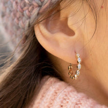 Load image into Gallery viewer, 18CT GOLD PLATED EARRING WITH CZ