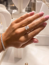 Load image into Gallery viewer, 9CT GOLD EMERALD CUT CZ RING