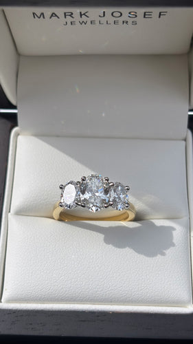 OVAL THREE STONE 2.79CT DIAMOND ENGAGEMENT RING