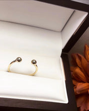 Load image into Gallery viewer, HANDMADE 9CT GOLD TORC RING