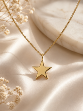 Load image into Gallery viewer, 9CT GOLD STAR PENDANT NECKLACE