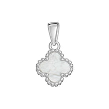 Load image into Gallery viewer, STERLING SILVER MOTHER OF PEARL CLOVER NECKLACE PENDANT