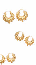 Load image into Gallery viewer, VINTAGE STYLE 9CT GOLD CREOLE EARRINGS