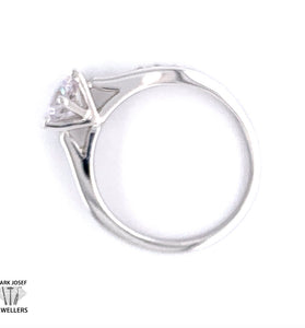 9CT WHITE GOLD SOLITAIRE RING