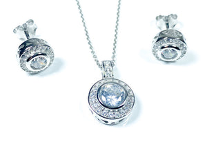 CLASSIC SILVER ROUND HALO PENDANT & EARRING SET