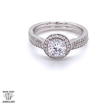 Load image into Gallery viewer, WHITE GOLD CUBIC ZIRCONIA HALO RING SET